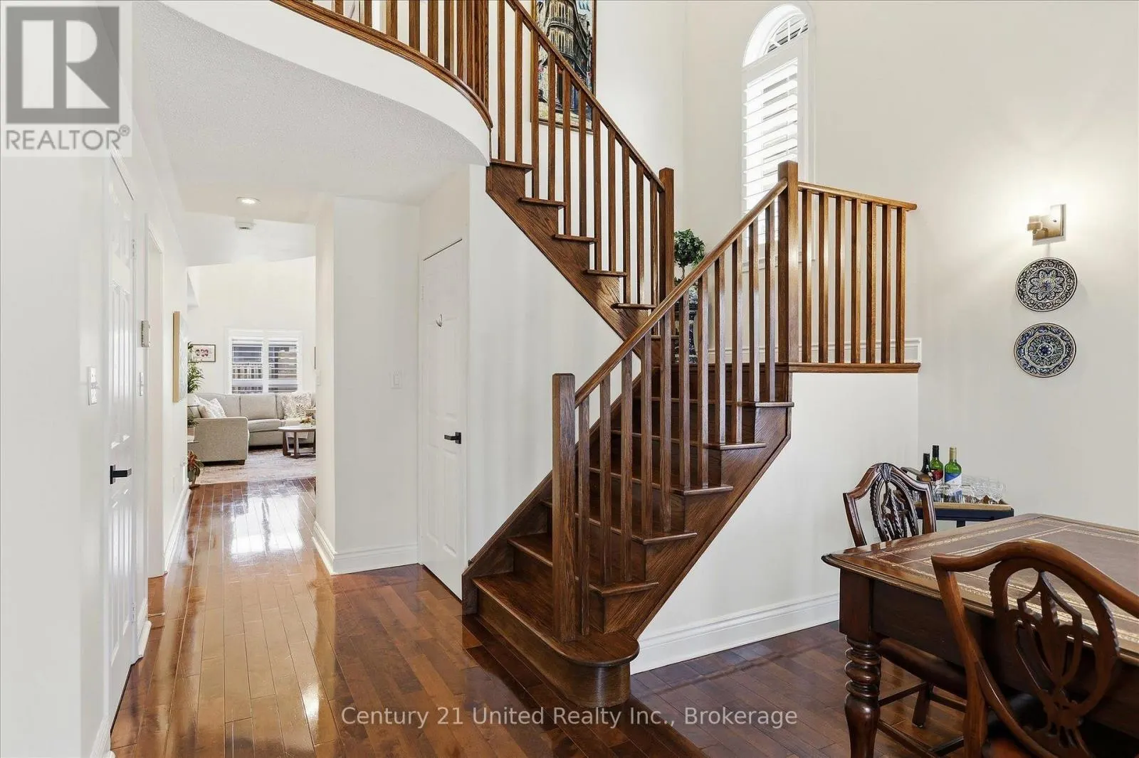 230 COWLING HEIGHTS