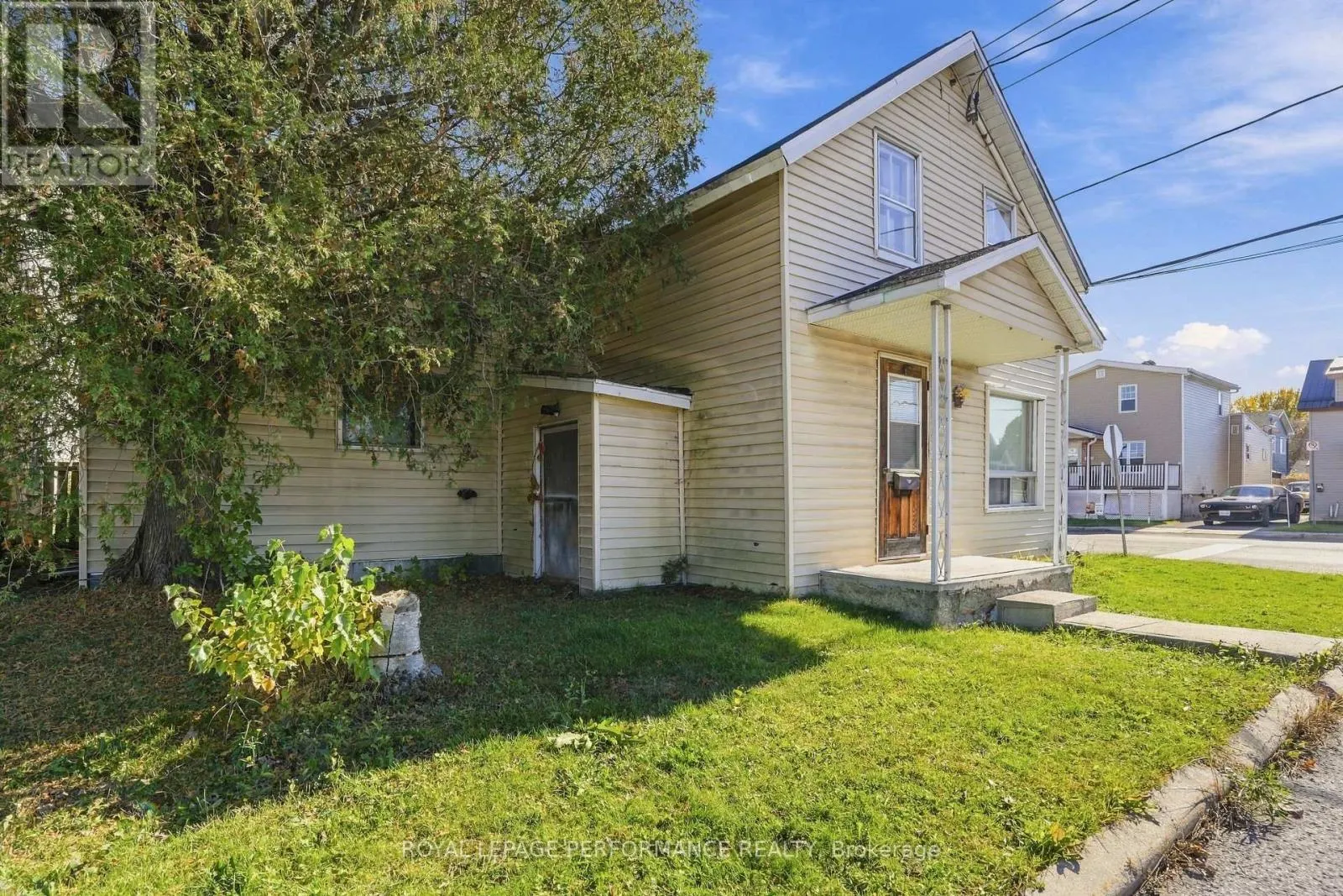 325 KITCHENER STREET