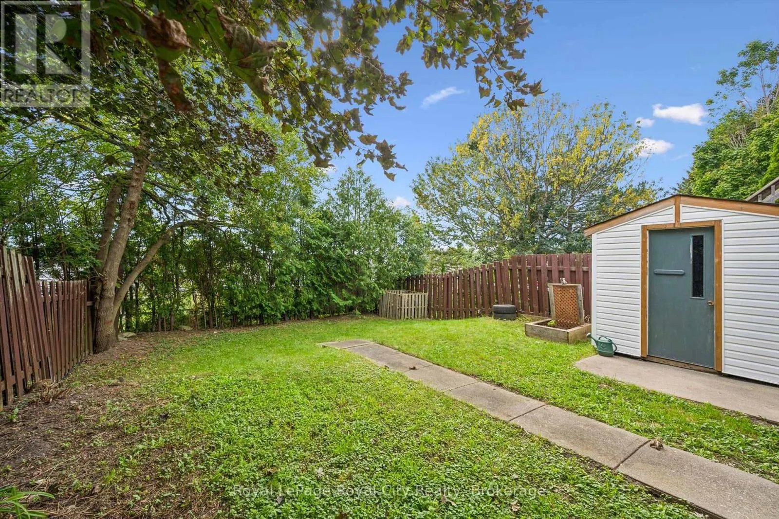 29 MCILWRAITH CRESCENT