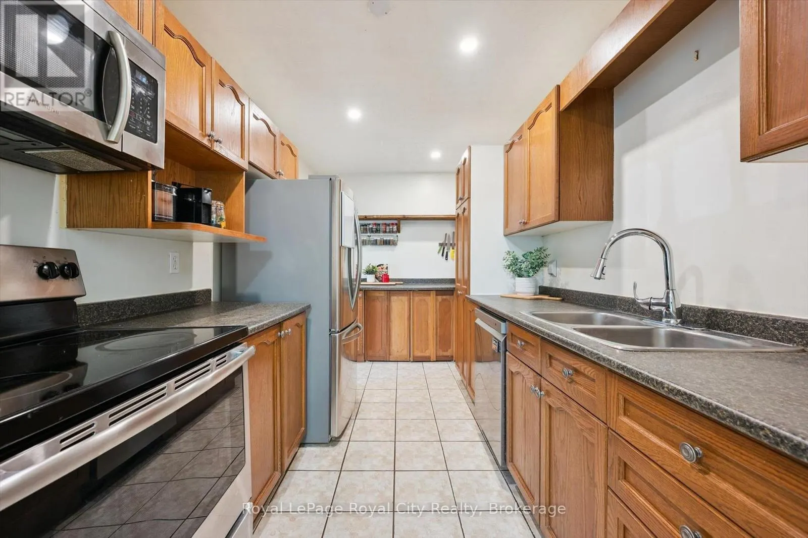 29 MCILWRAITH CRESCENT
