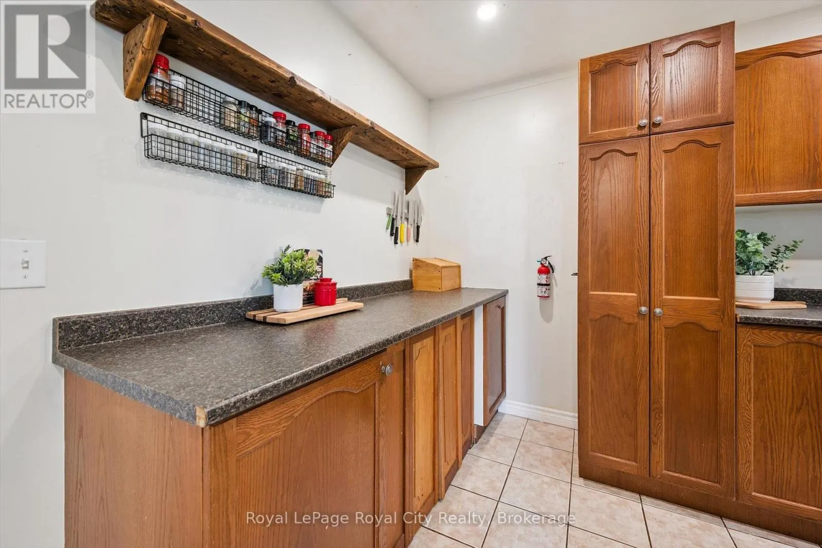 29 MCILWRAITH CRESCENT