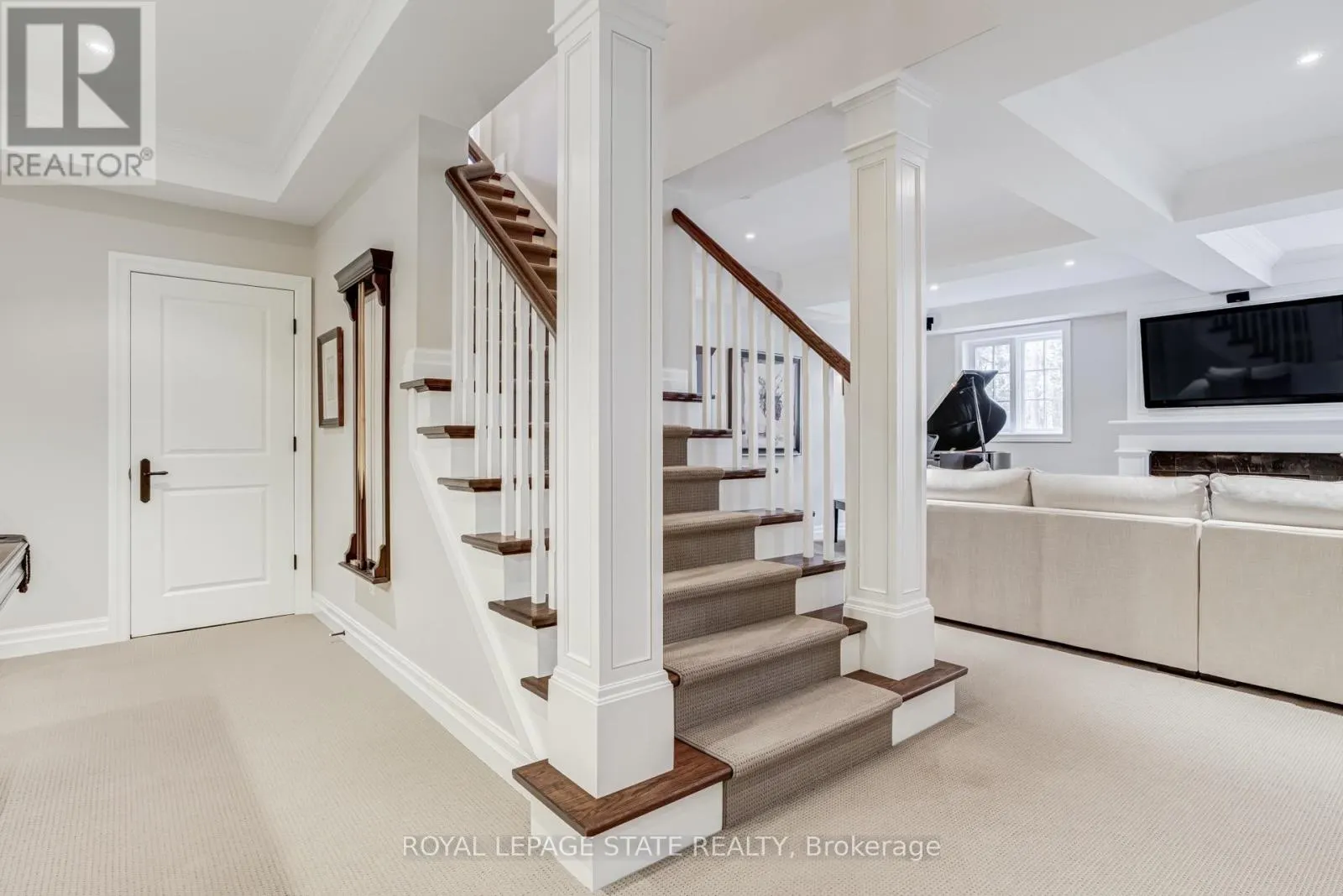 1043 JERSEYVILLE ROAD W