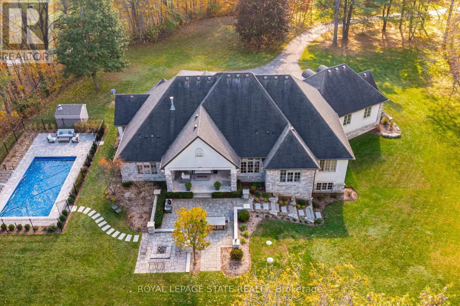 1043 JERSEYVILLE ROAD W
