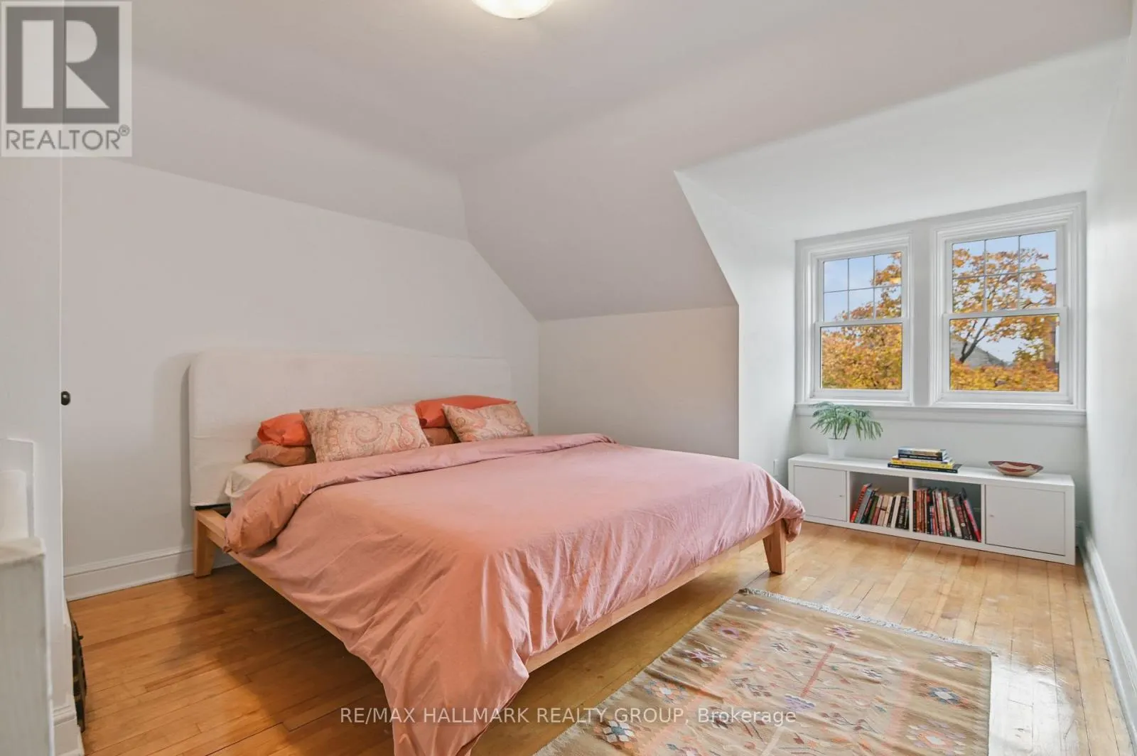 132 RENFREW AVENUE