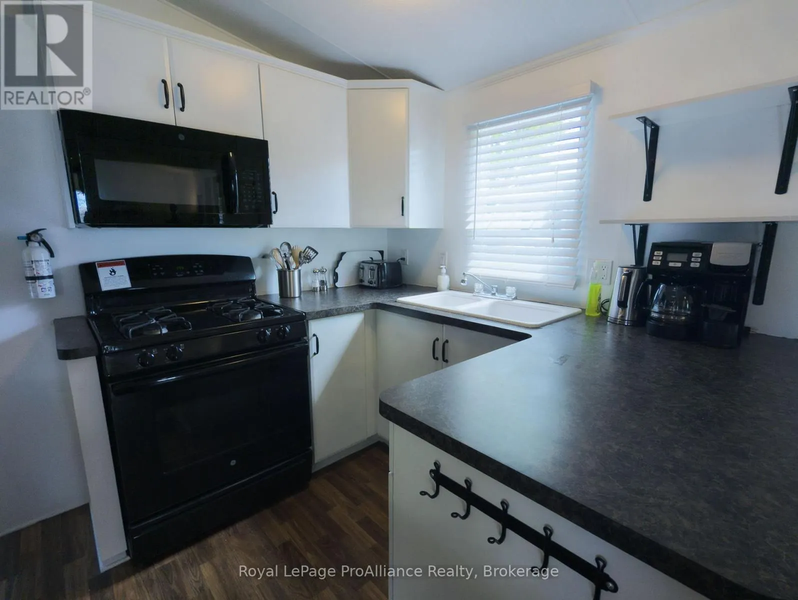 486 COUNTY RD 18- 9 CHERRY BEACH LANE