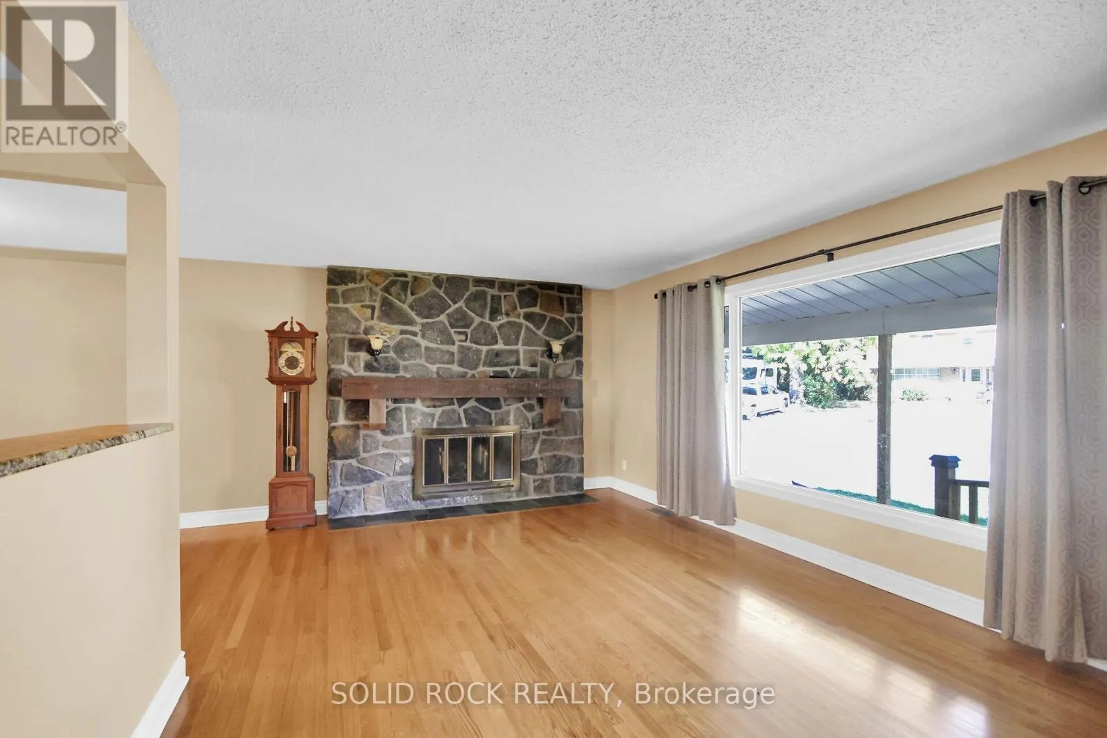 125 BEAVER RIDGE