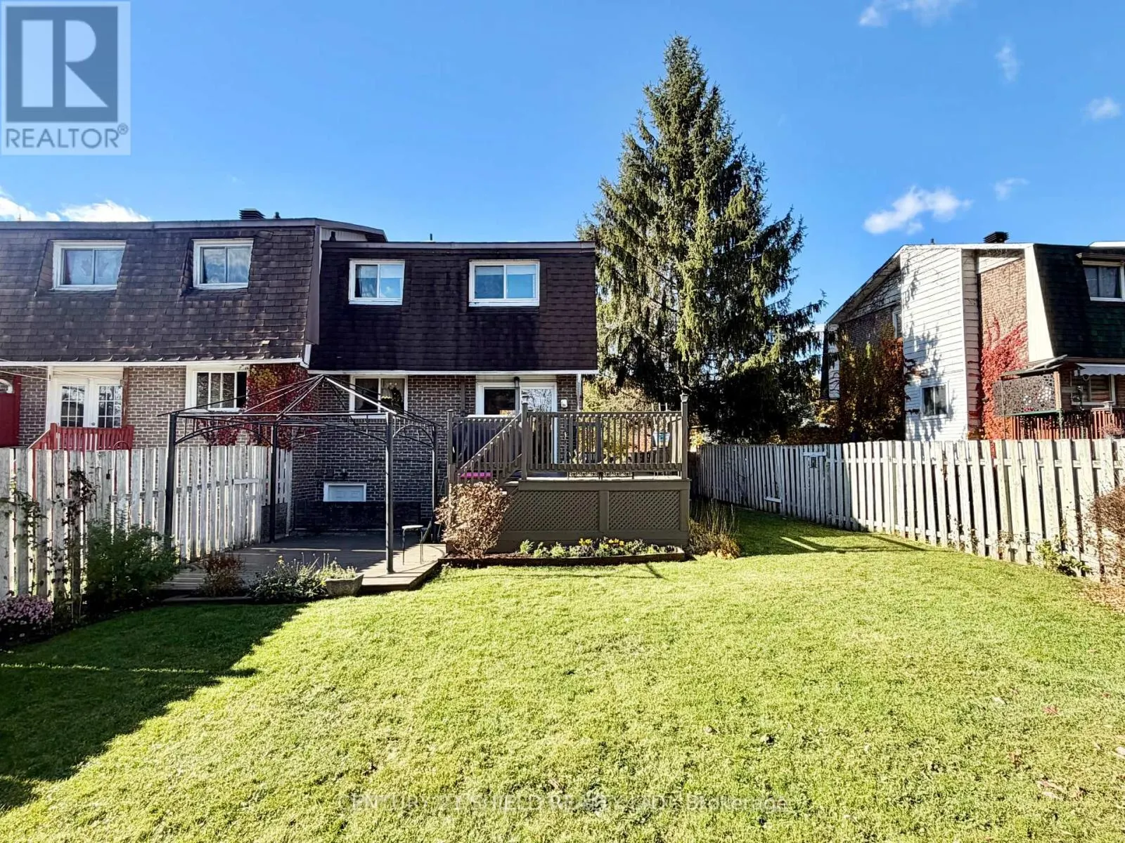 724 GLENGARRY BOULEVARD