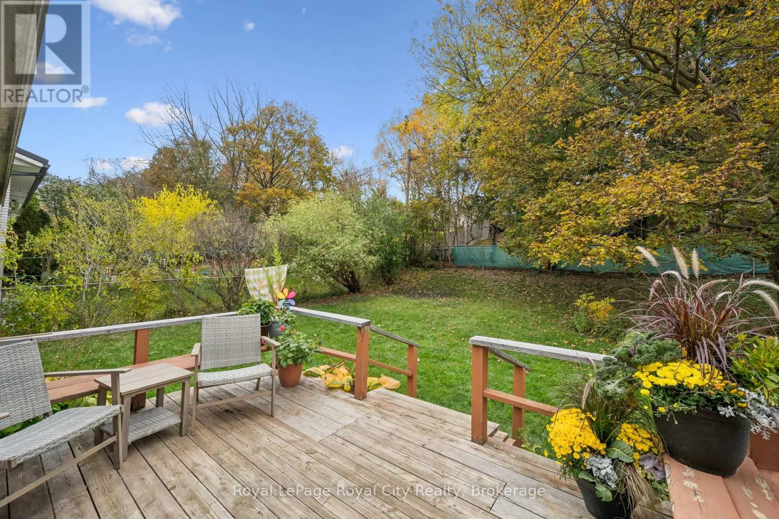 37 KENWOOD CRESCENT