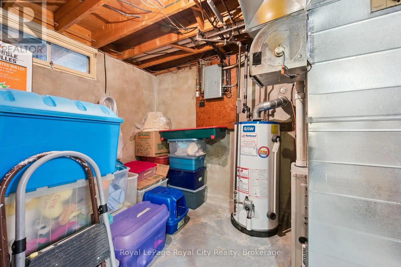 37 KENWOOD CRESCENT