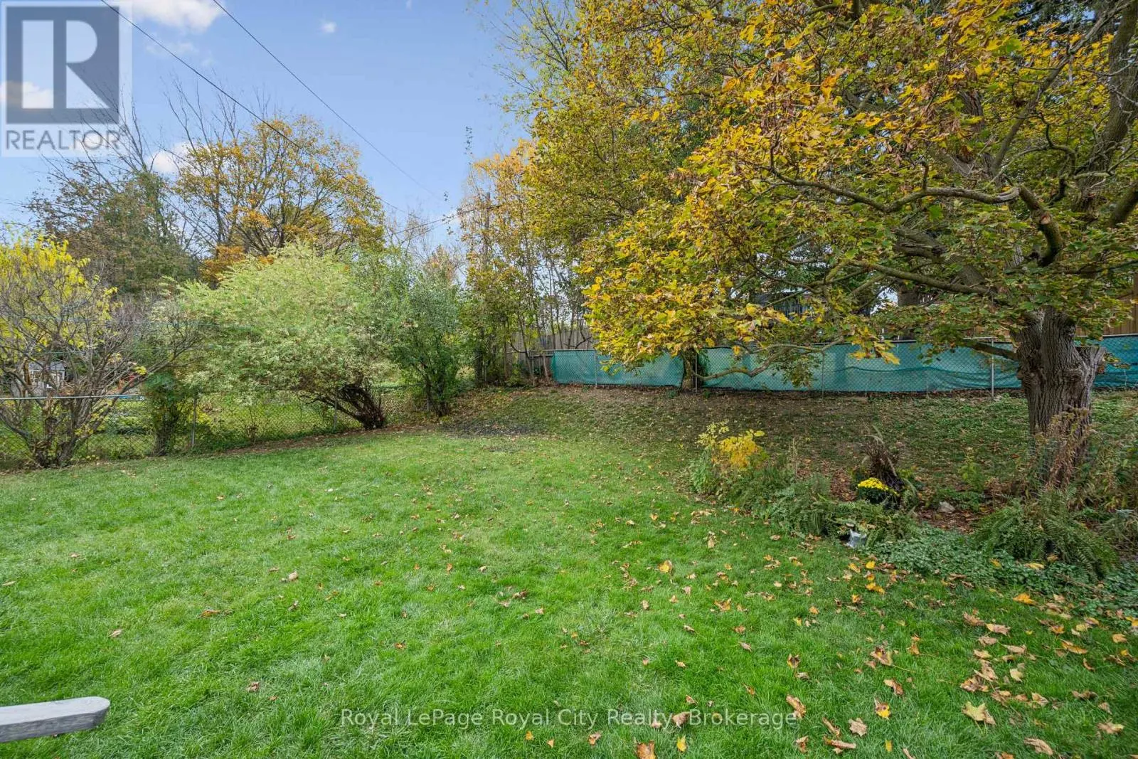37 KENWOOD CRESCENT