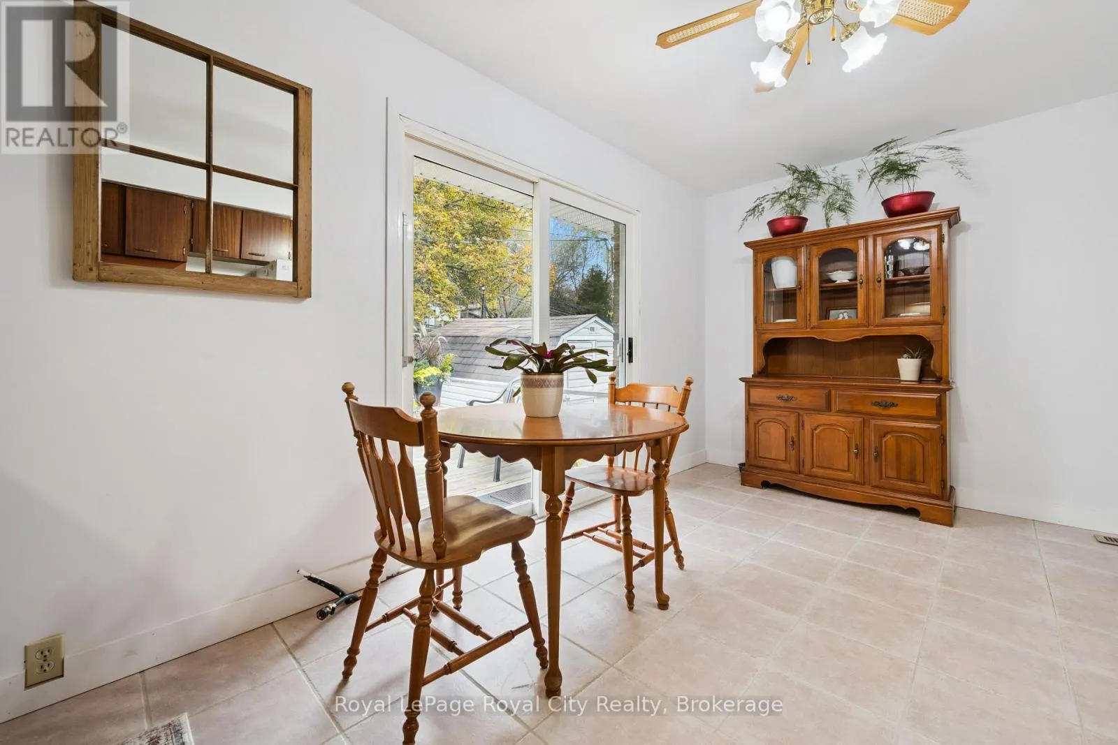 37 KENWOOD CRESCENT