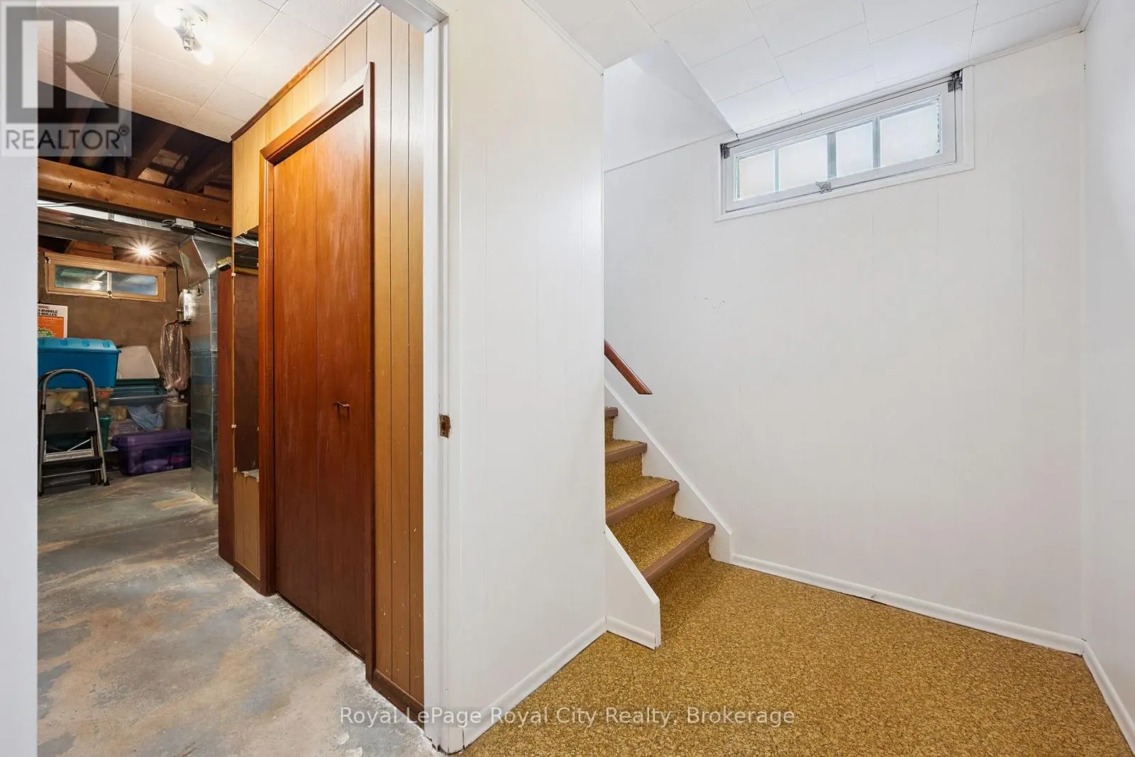 37 KENWOOD CRESCENT