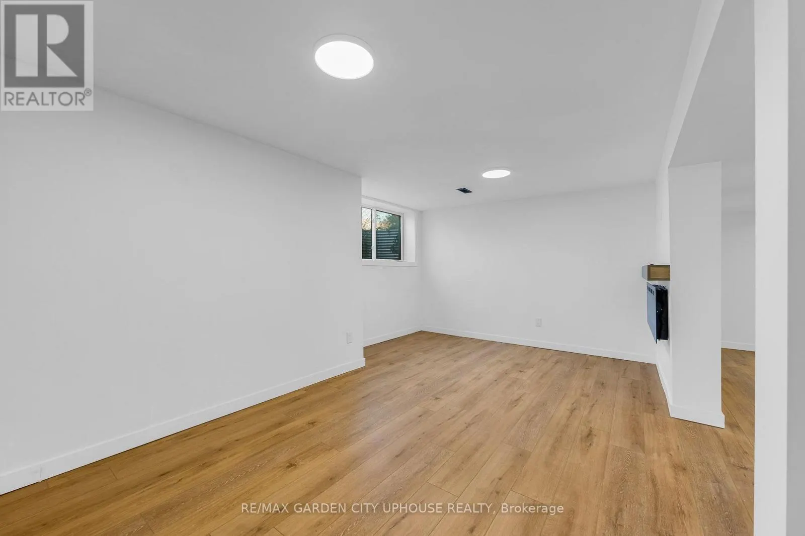 BASEMENT - 15 DEXTER DRIVE #BASEMENT