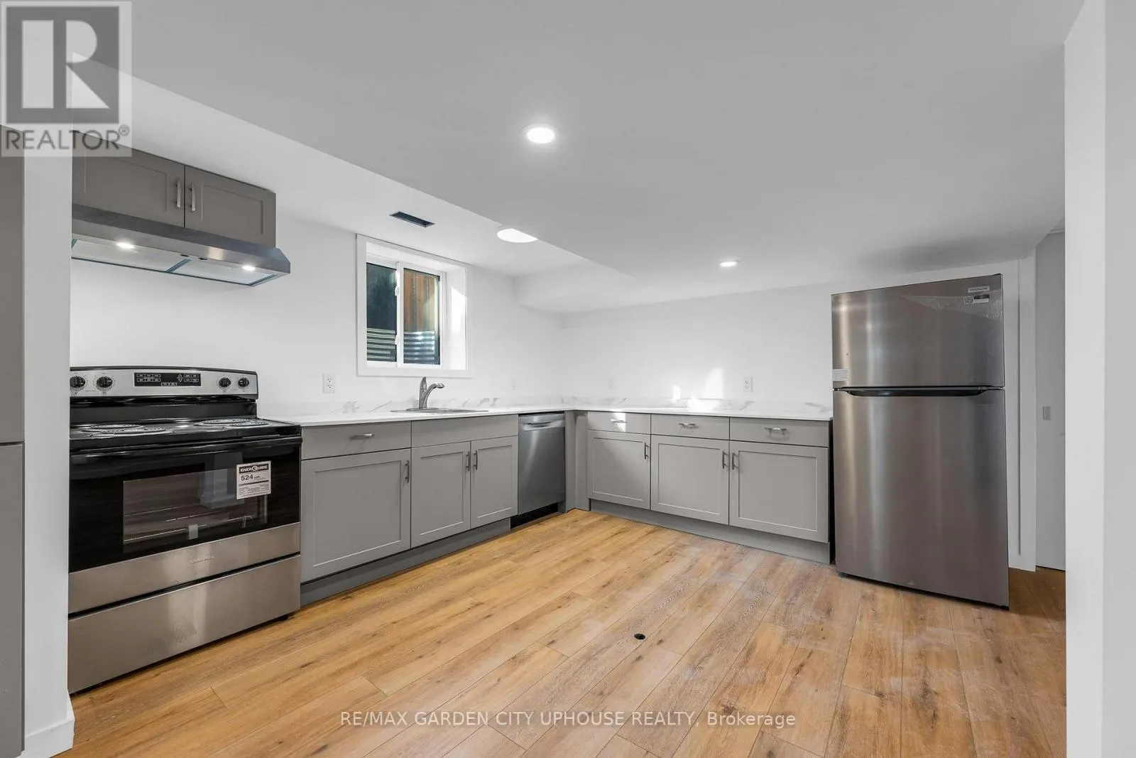 BASEMENT - 15 DEXTER DRIVE #BASEMENT