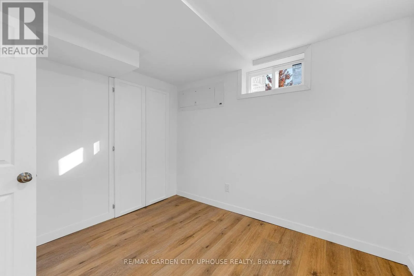 BASEMENT - 15 DEXTER DRIVE #BASEMENT