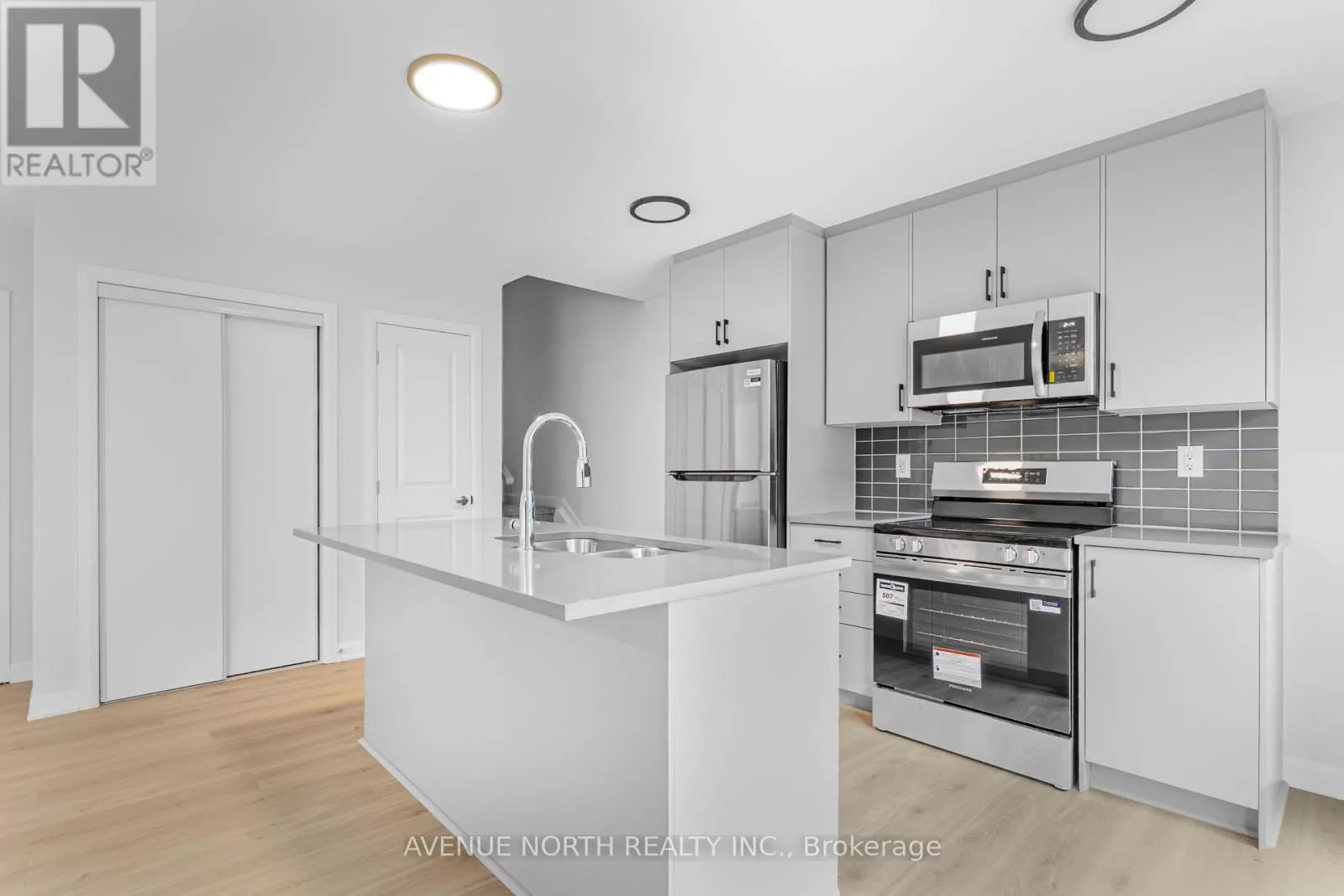 10 - 1001 GLENROY GILBERT DRIVE