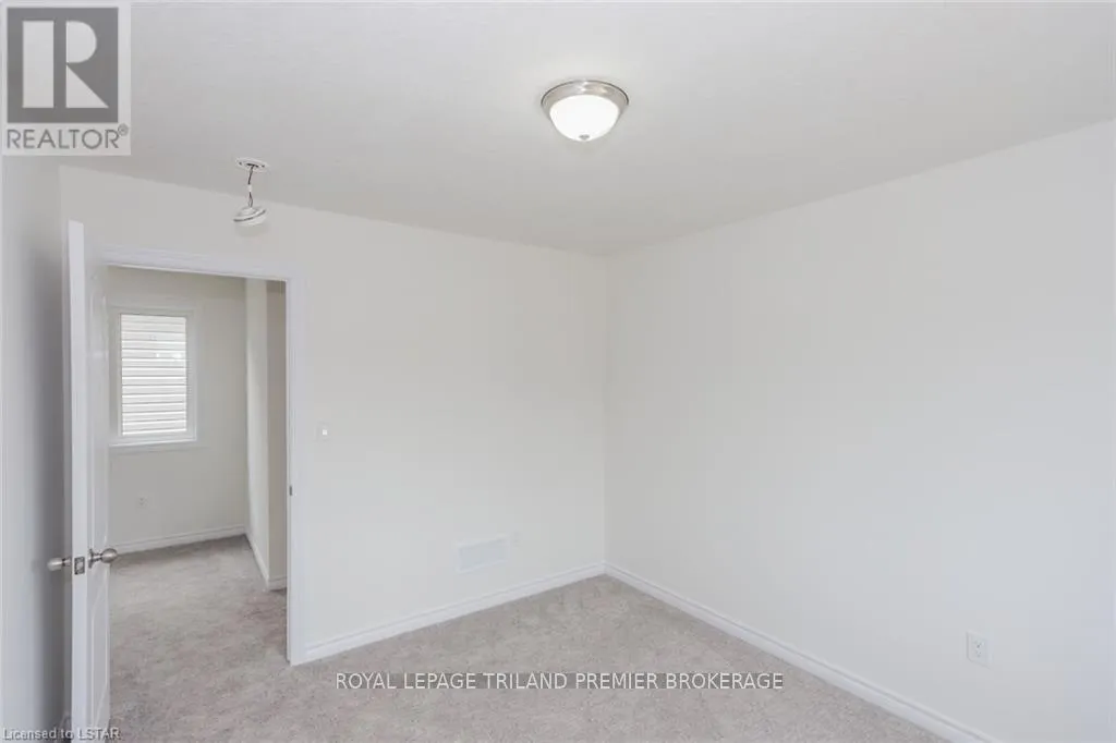 2232 CONSTANCE AVENUE
