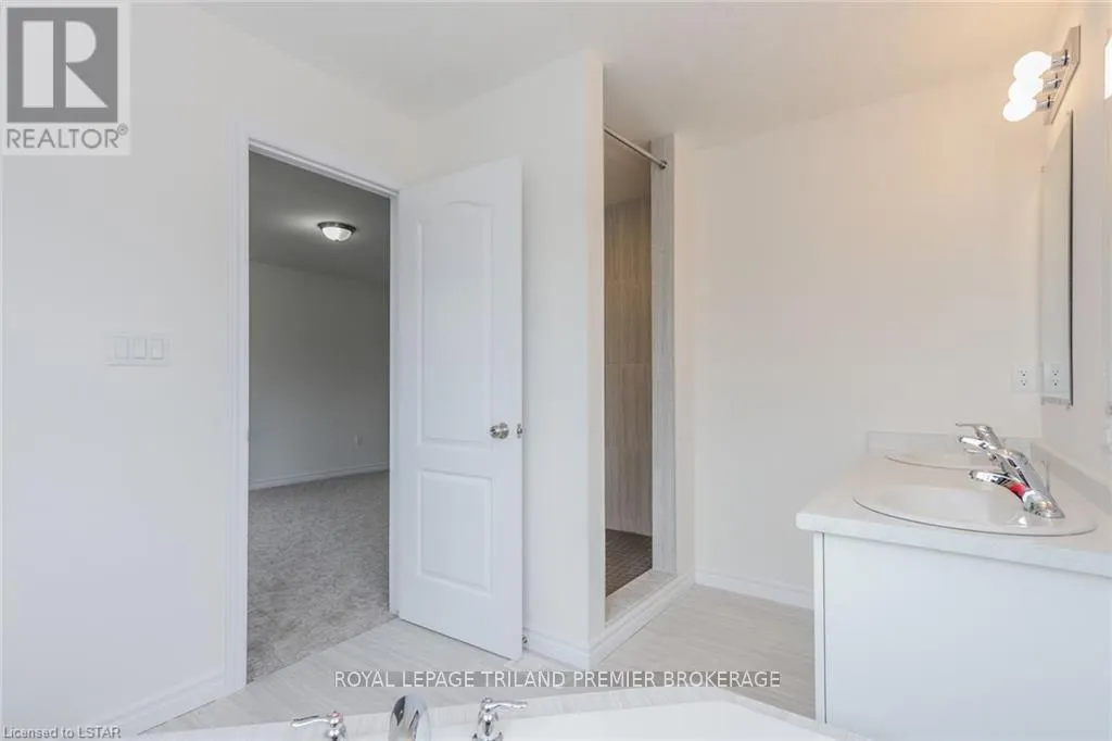 2232 CONSTANCE AVENUE