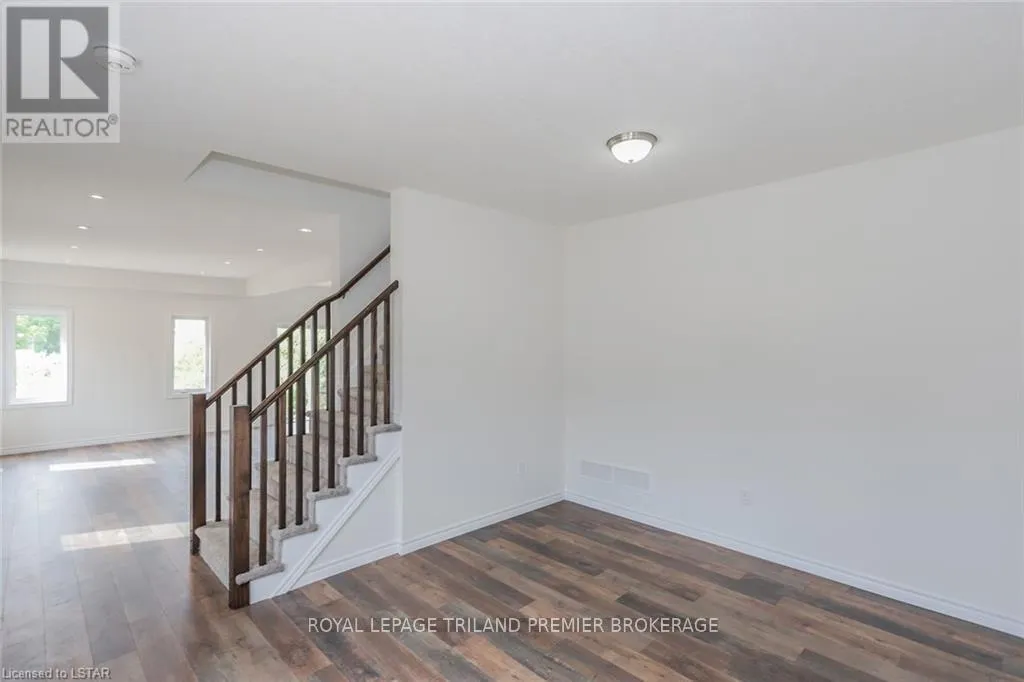 2232 CONSTANCE AVENUE