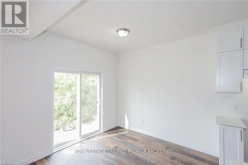 2232 CONSTANCE AVENUE