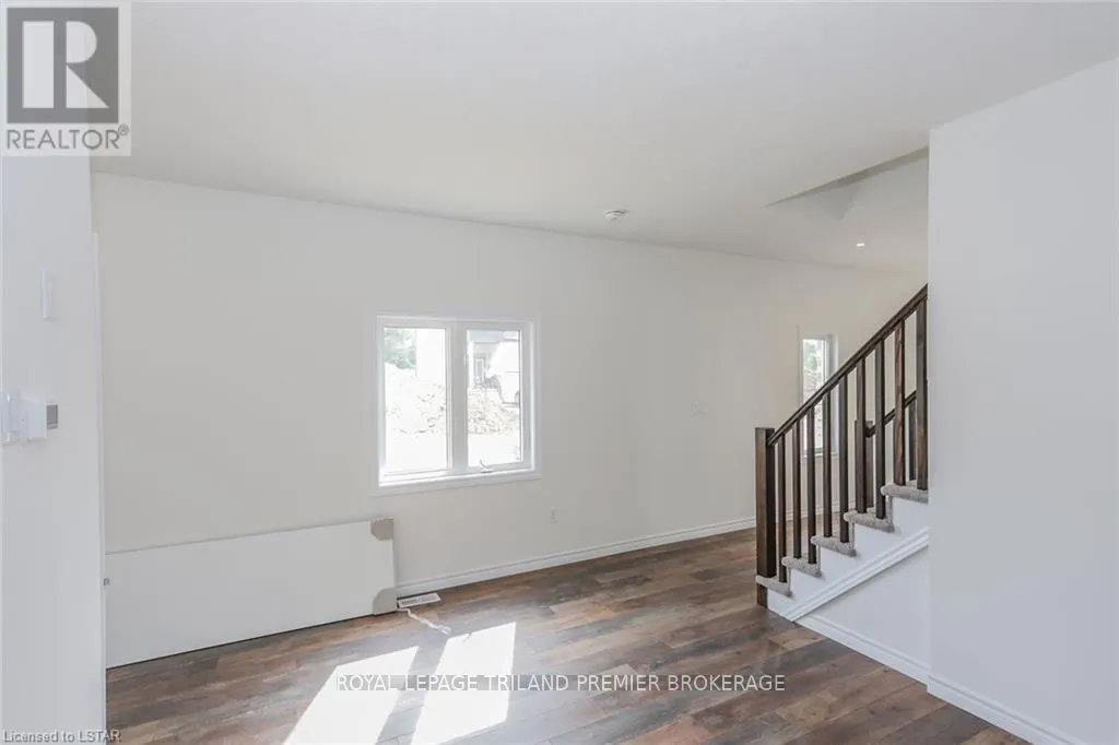 2232 CONSTANCE AVENUE