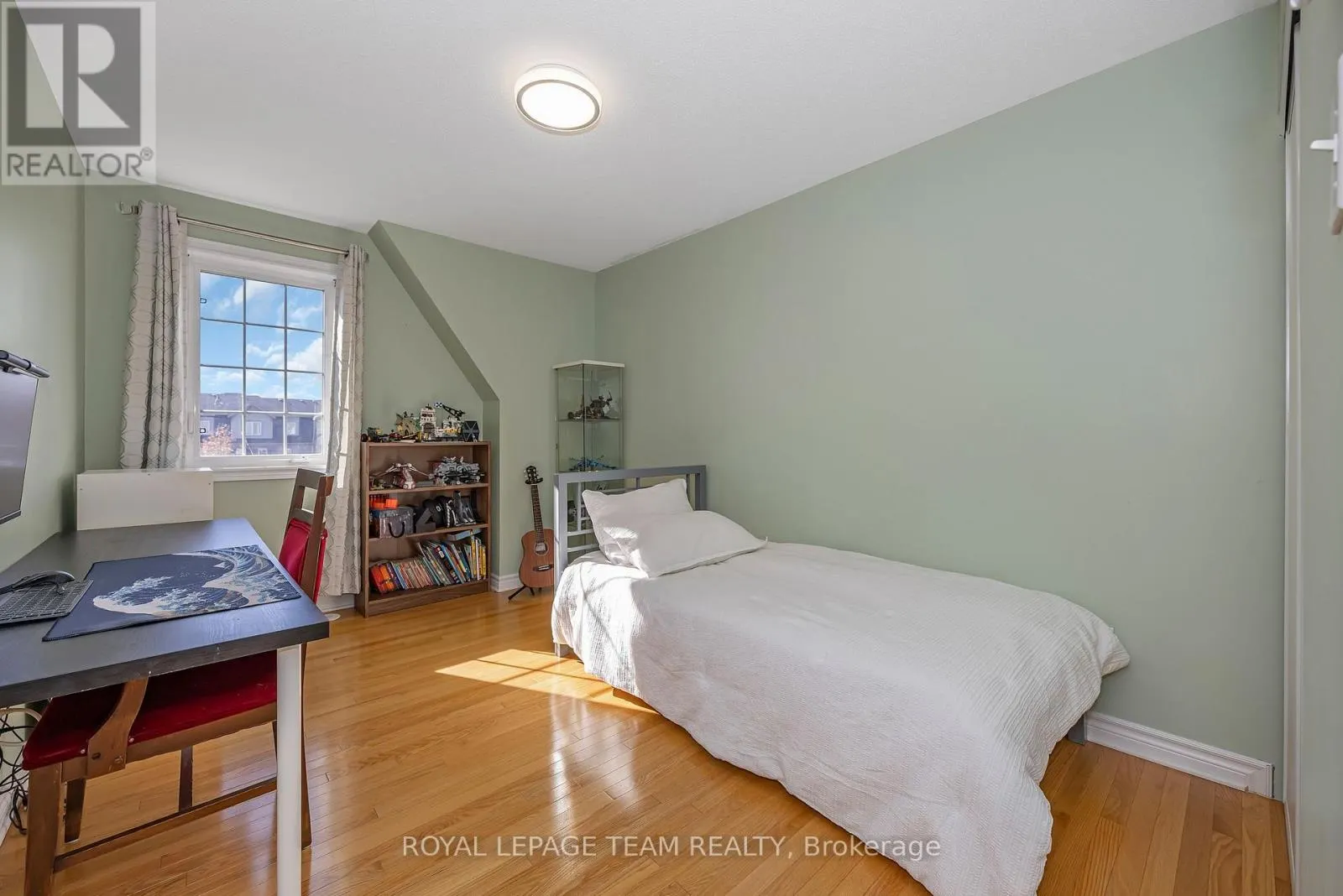 414 SANTA ANNA LANE