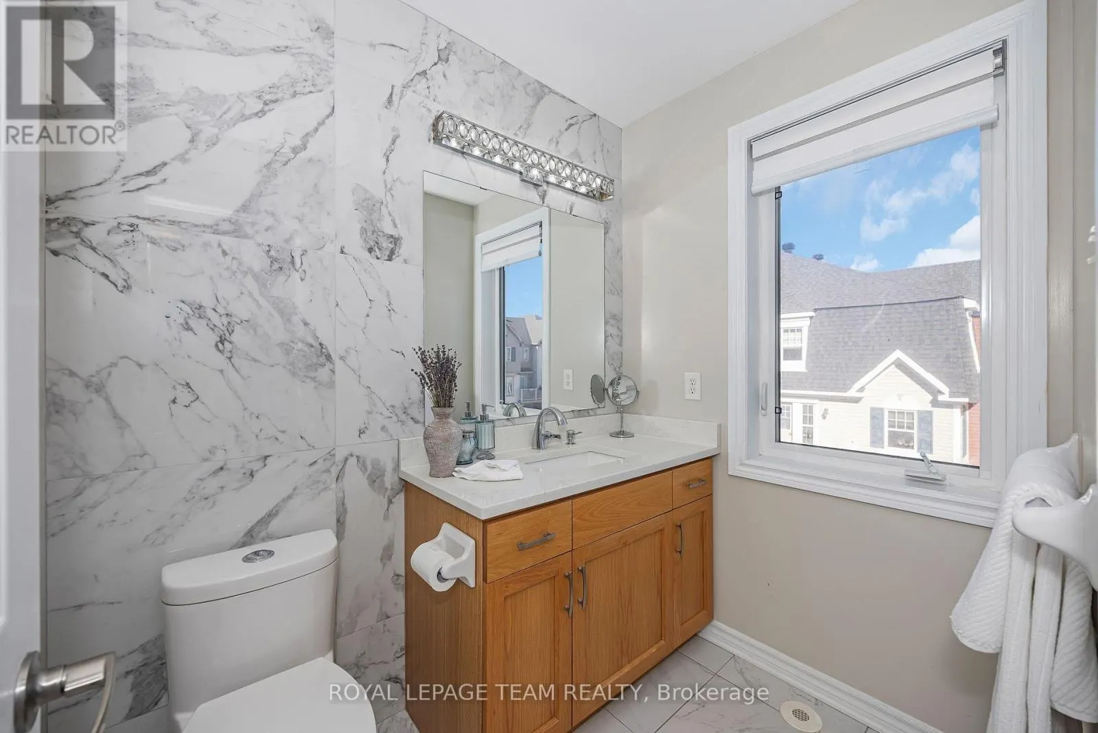 414 SANTA ANNA LANE