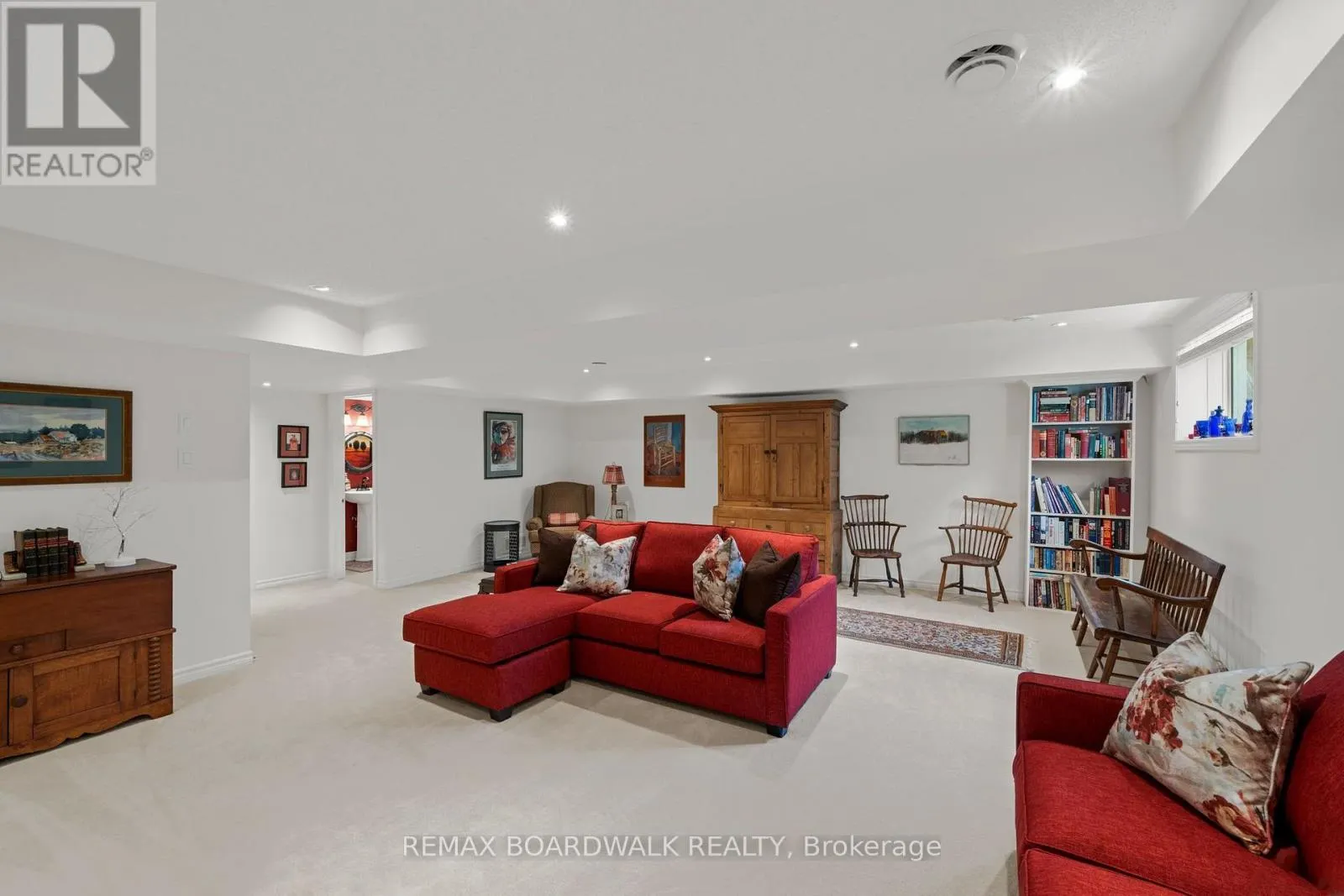 147 OXFORD STREET W