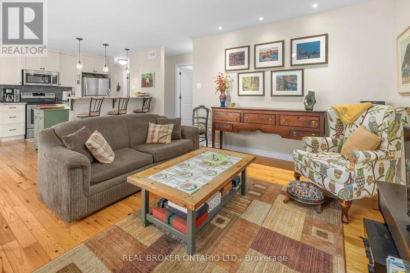 592 CALDWELL LANE