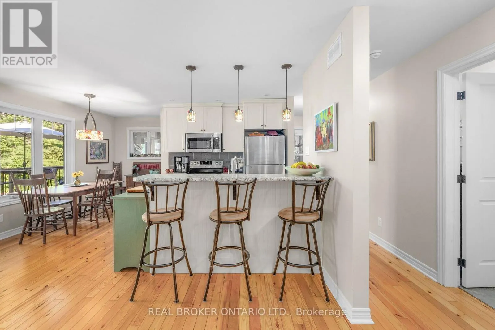 592 CALDWELL LANE