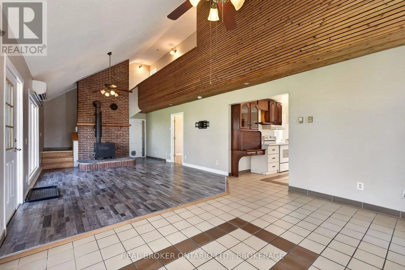 2268 MCINTYRE ROAD