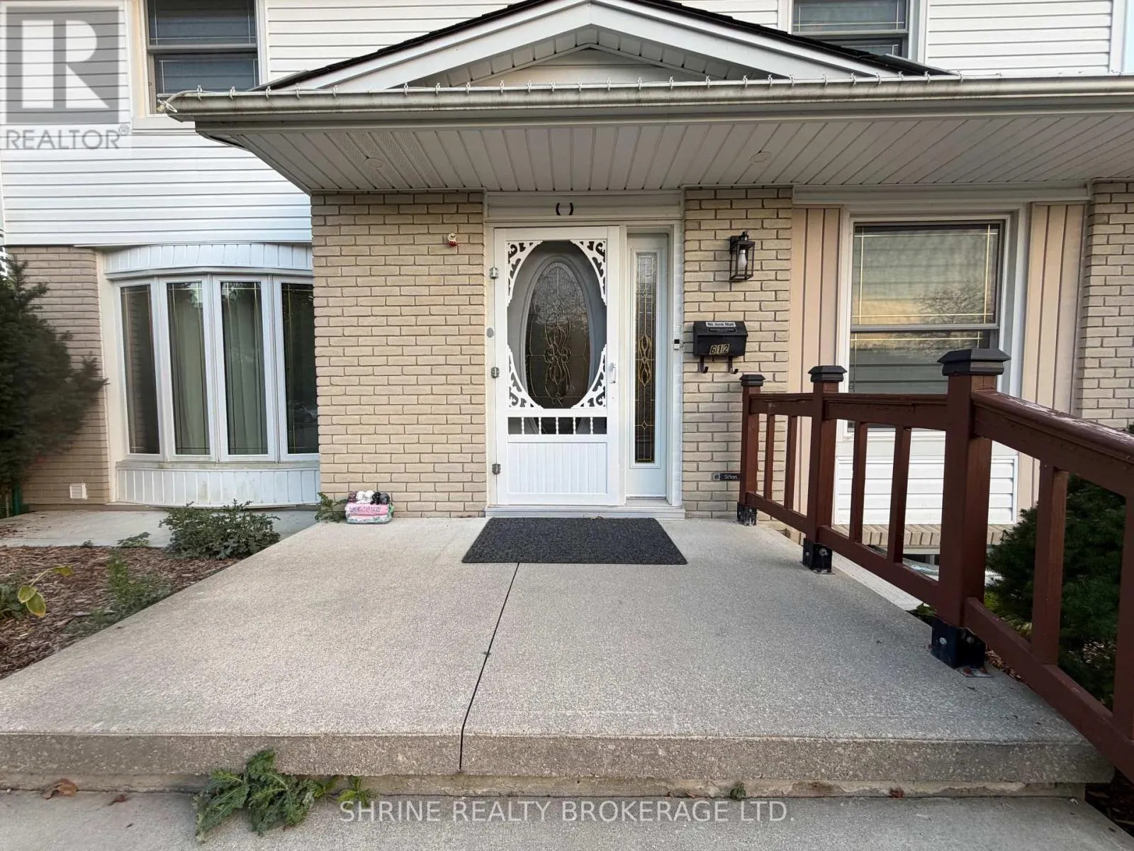 MAIN/UPPER - 612 FOX MILL PLACE #Main/Upper