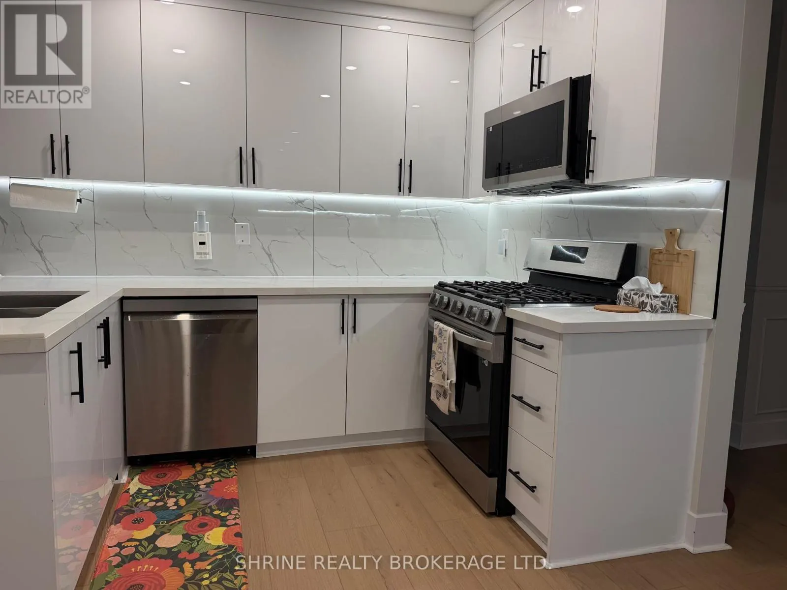 MAIN/UPPER - 612 FOX MILL PLACE #Main/Upper