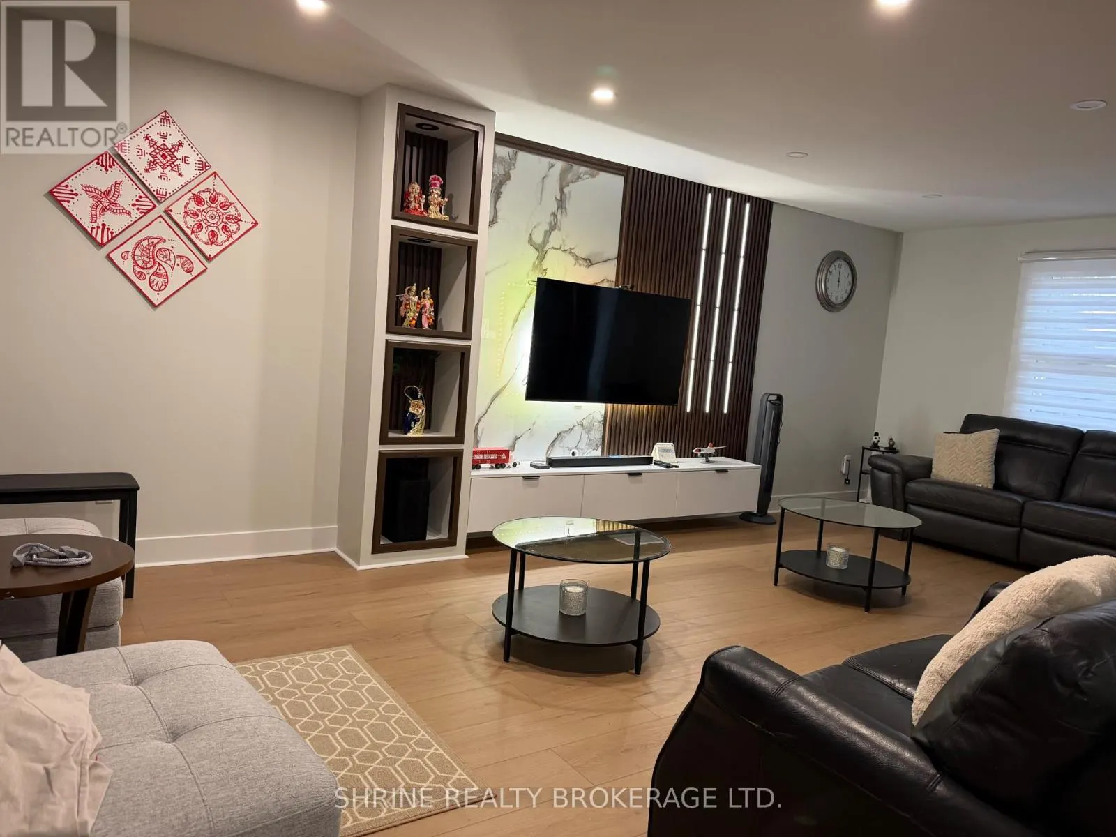MAIN/UPPER - 612 FOX MILL PLACE #Main/Upper