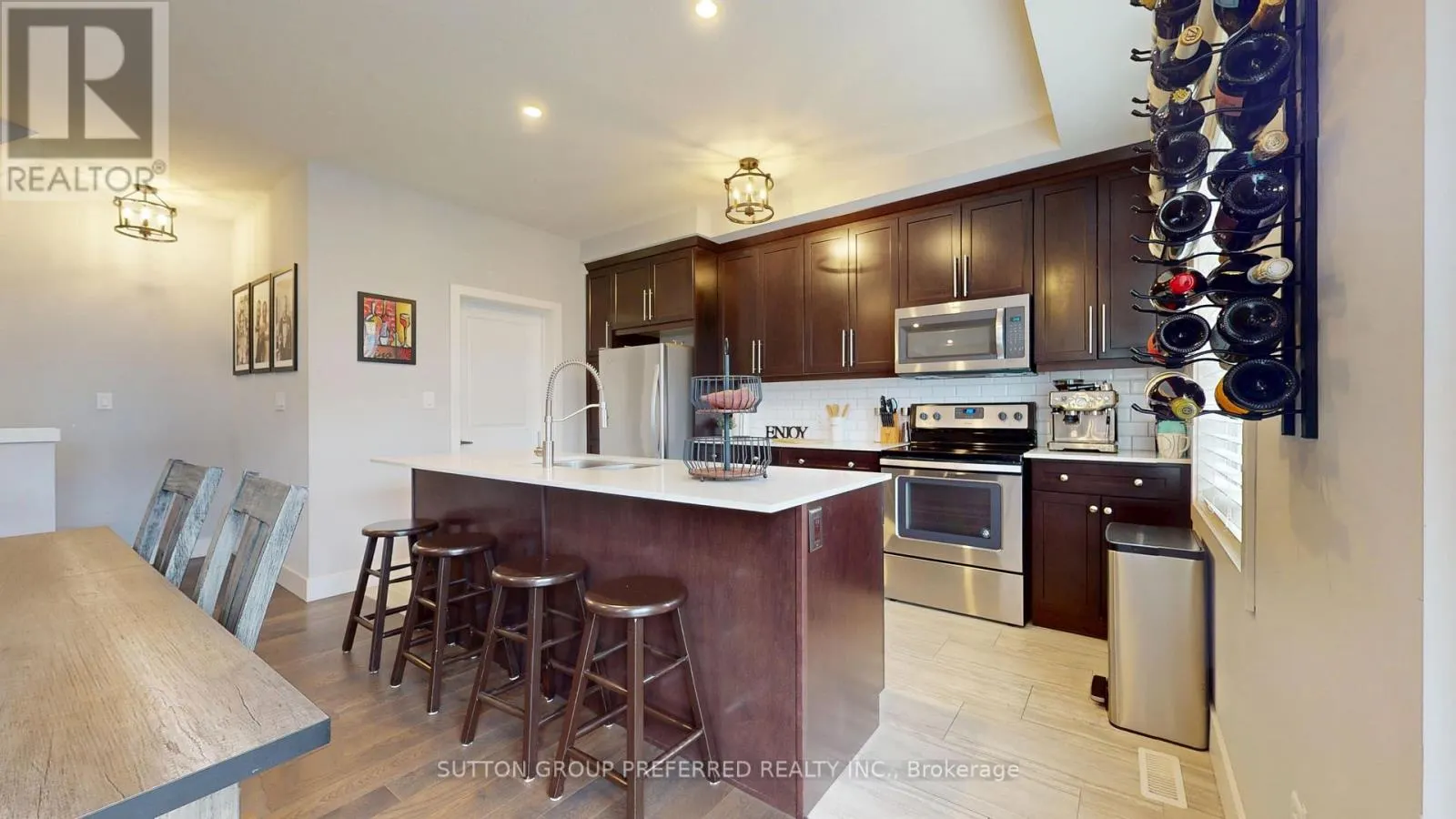 136 - 1960 DALMAGARRY ROAD #136