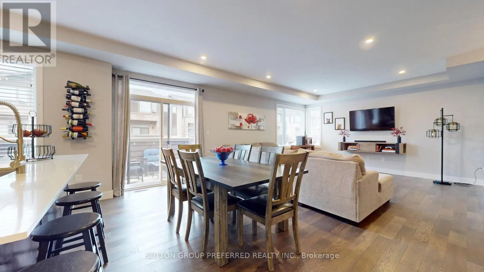 136 - 1960 DALMAGARRY ROAD #136