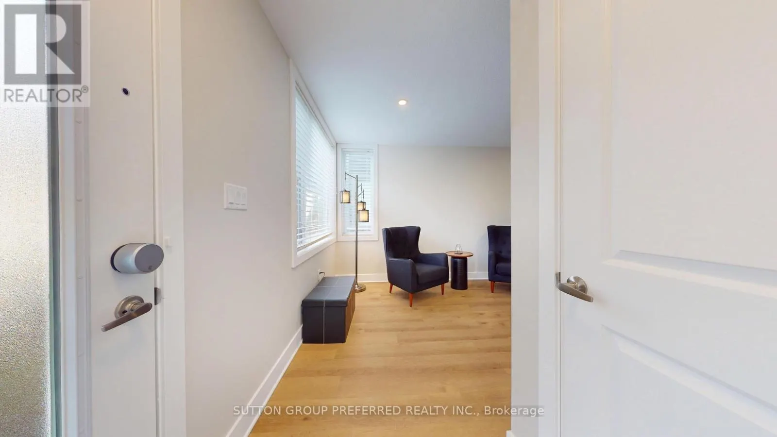 136 - 1960 DALMAGARRY ROAD #136