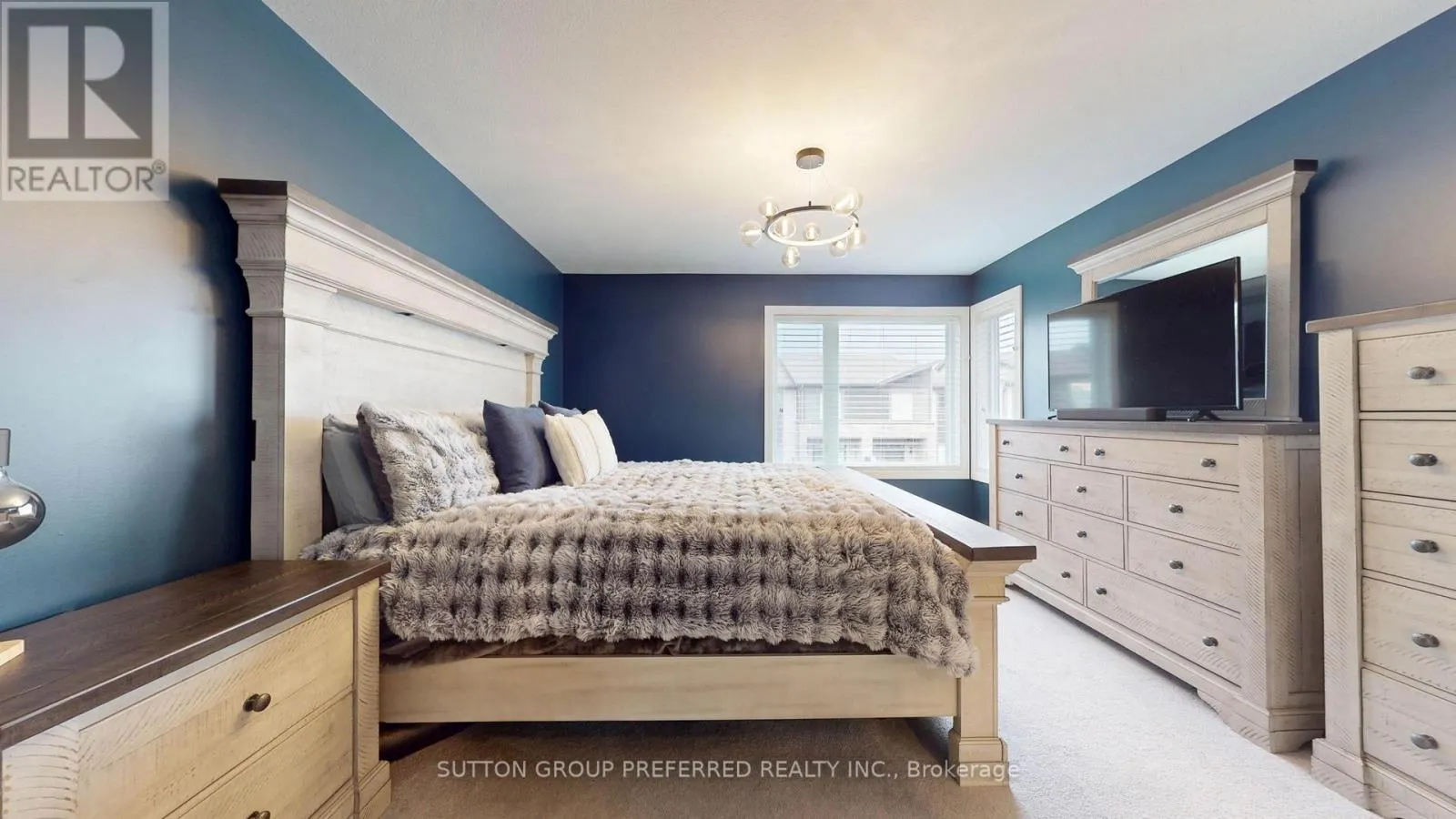 136 - 1960 DALMAGARRY ROAD #136