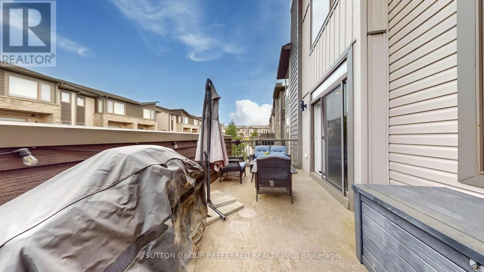136 - 1960 DALMAGARRY ROAD #136