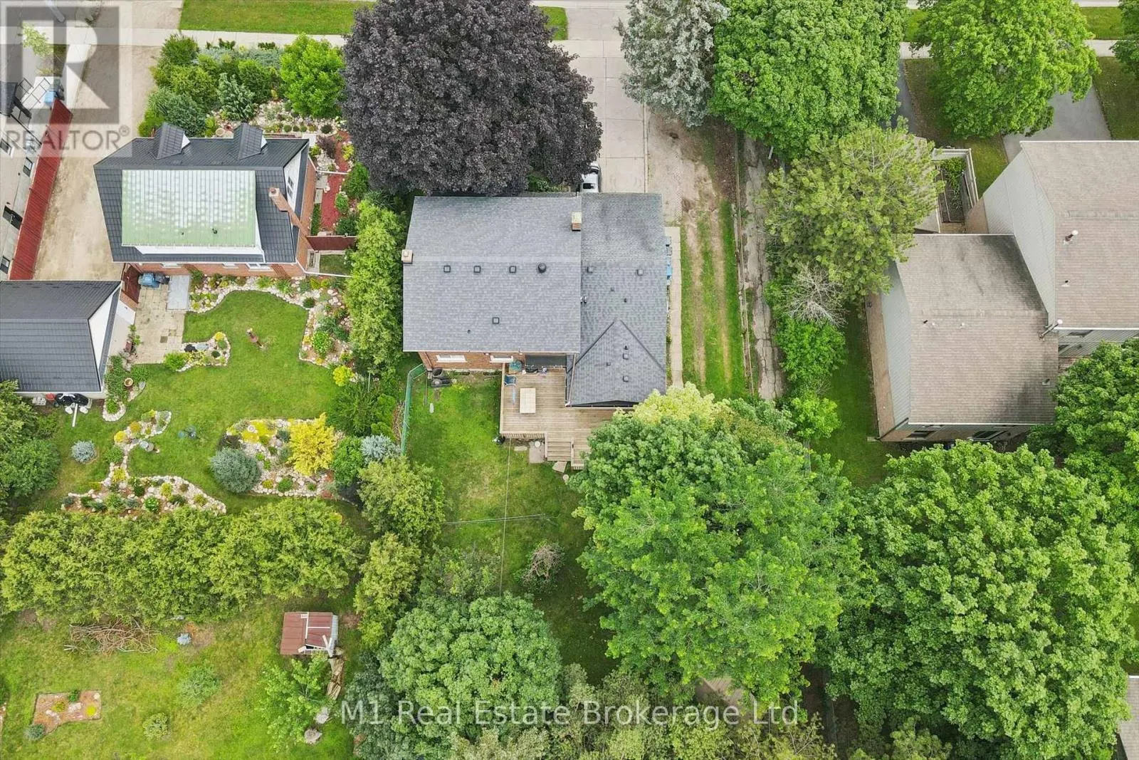 53 JANEFIELD AVENUE