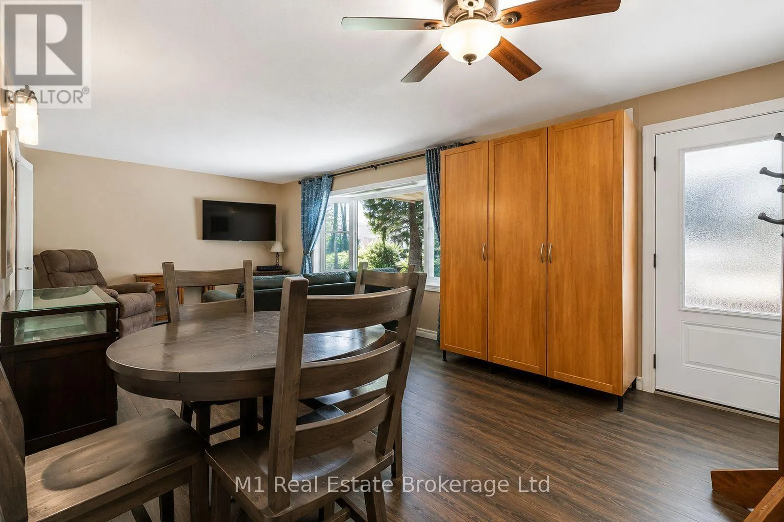 53 JANEFIELD AVENUE