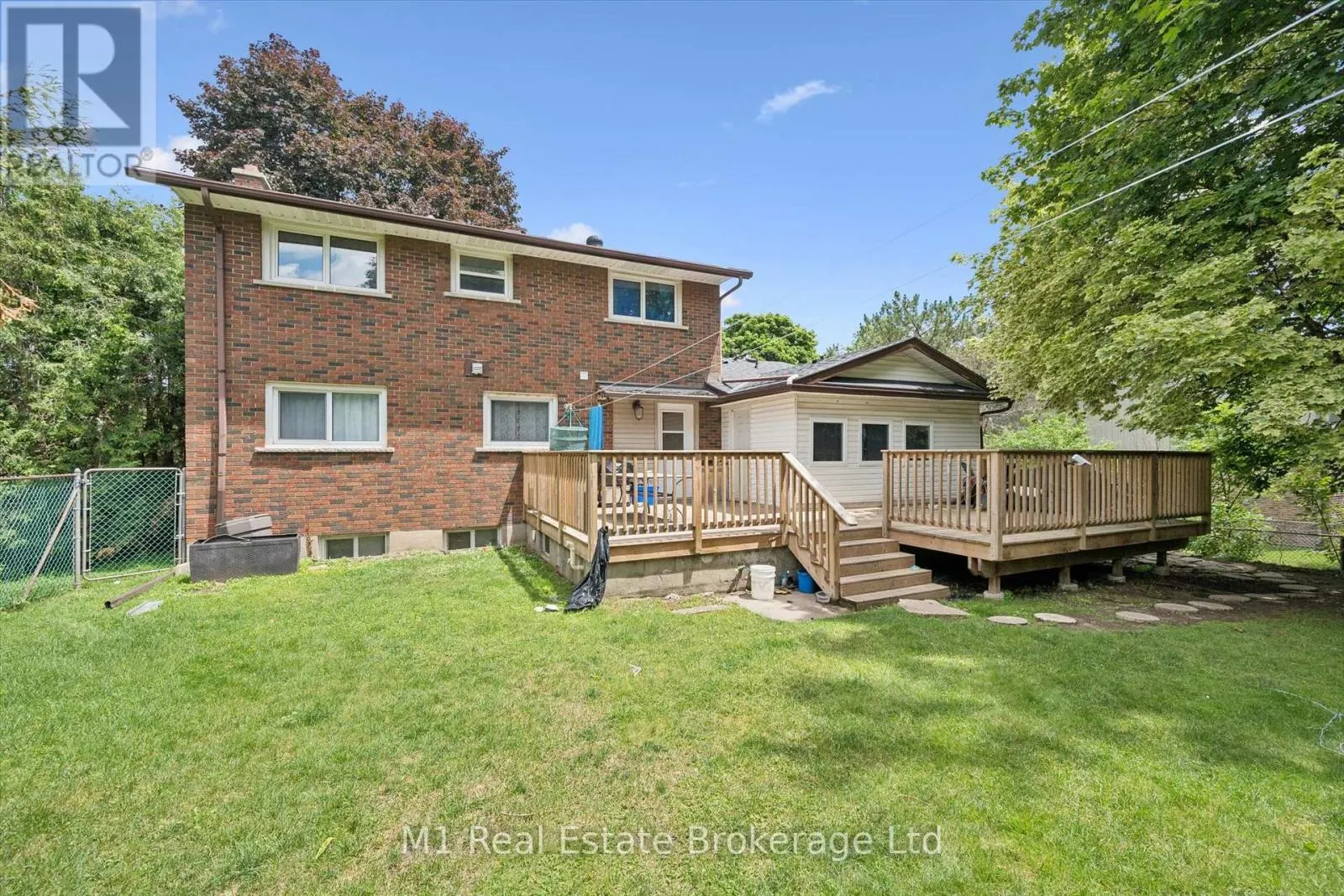 53 JANEFIELD AVENUE