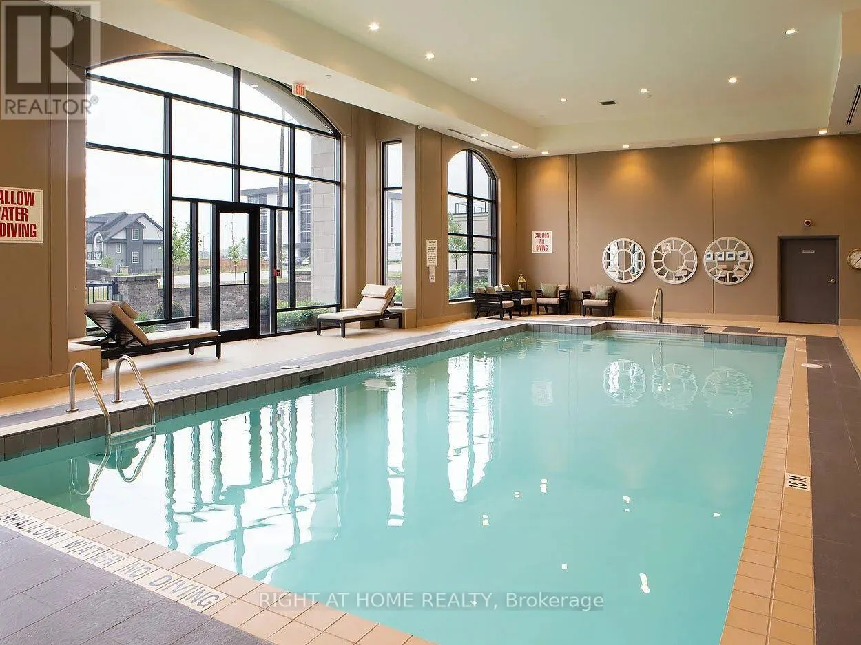 212 - 240 VILLAGEWALK BOULEVARD