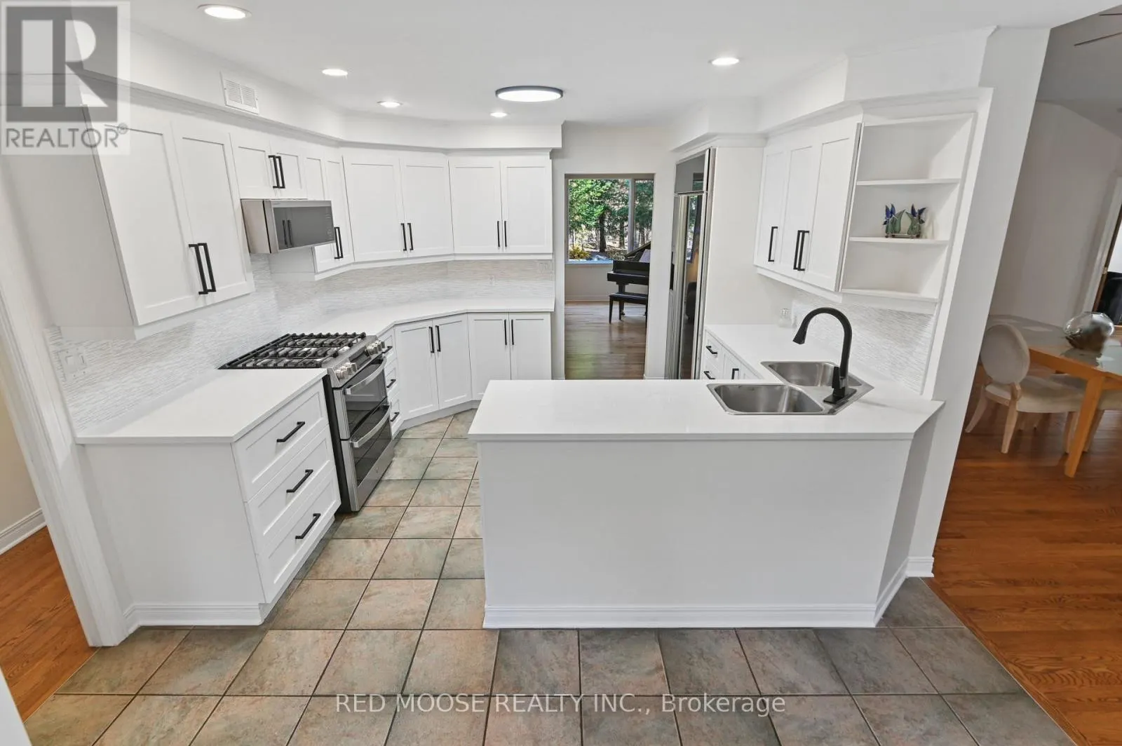 2470 BRENNAN PARK DRIVE