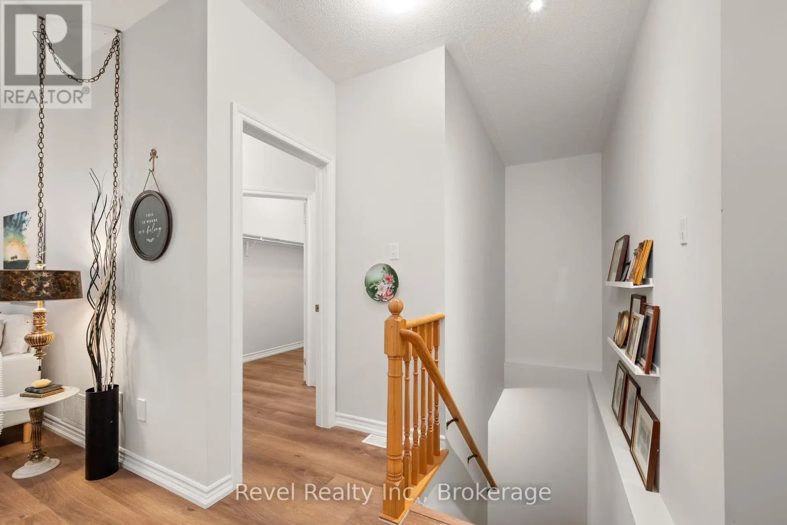 10 - 111 COLBORNE STREET #10