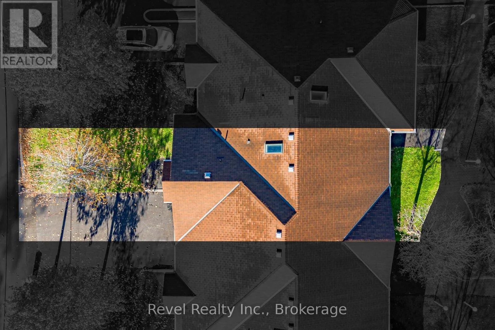 10 - 111 COLBORNE STREET #10