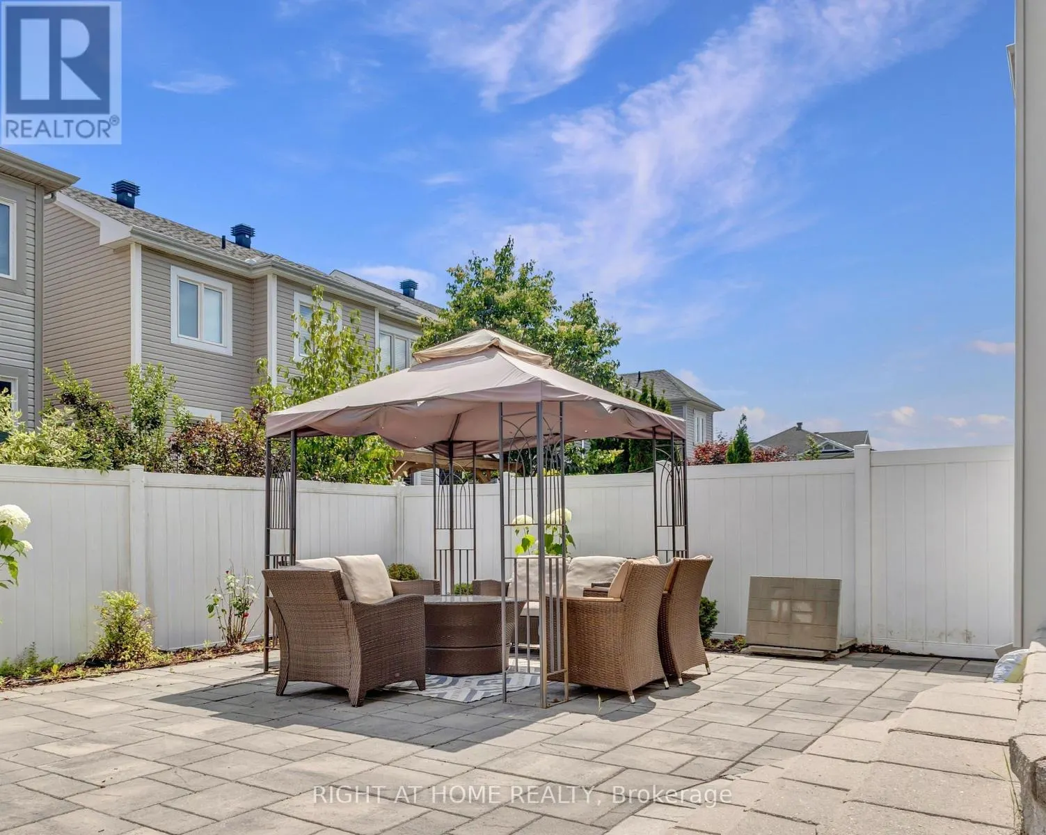 209 RIVERTREE STREET