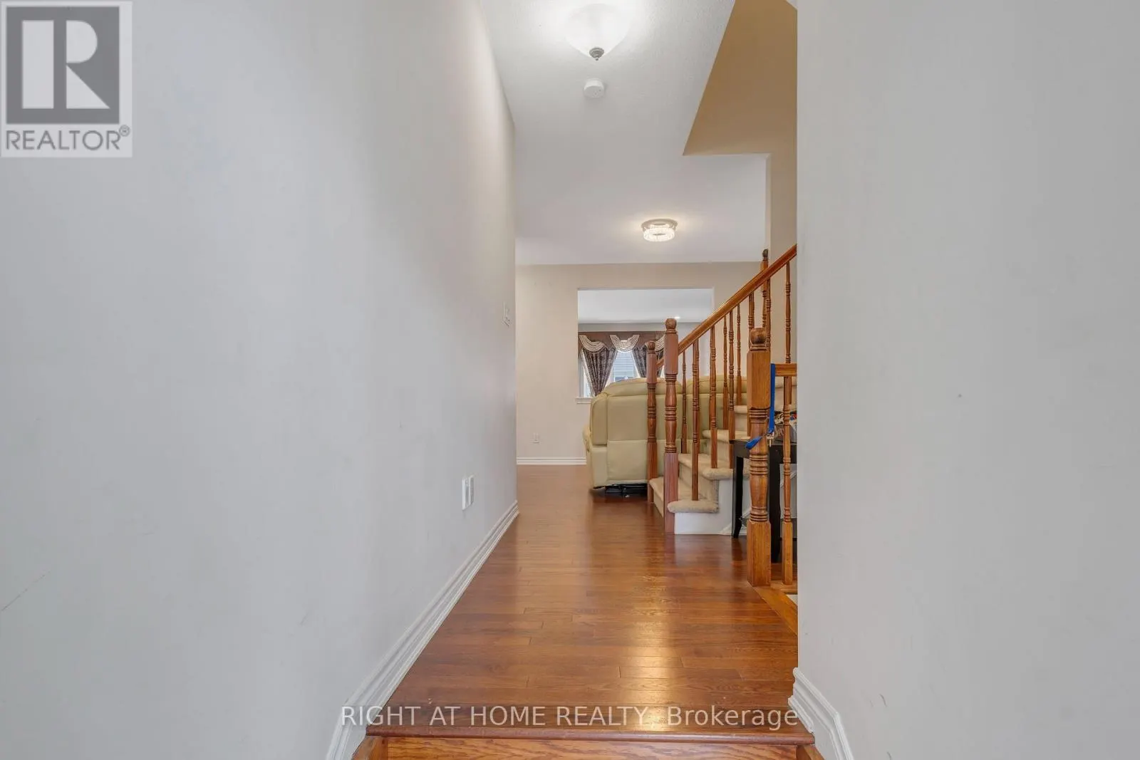 209 RIVERTREE STREET