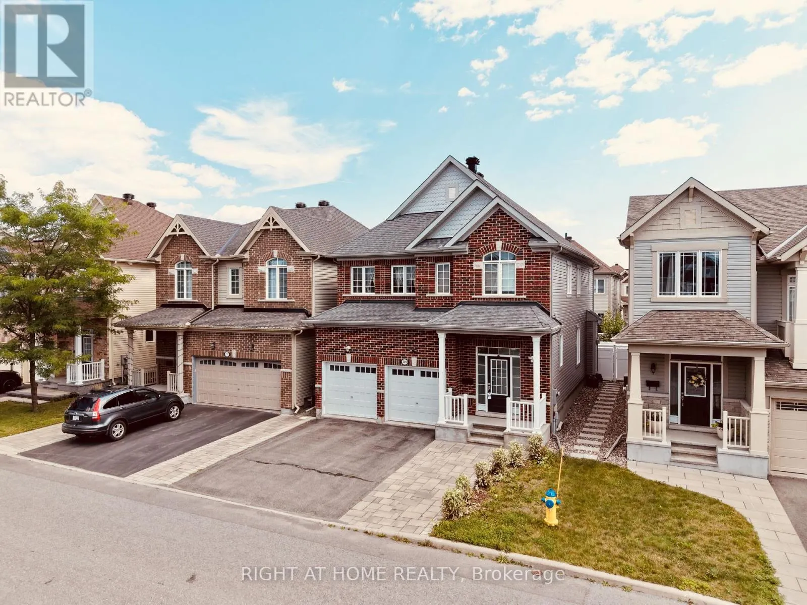 209 RIVERTREE STREET
