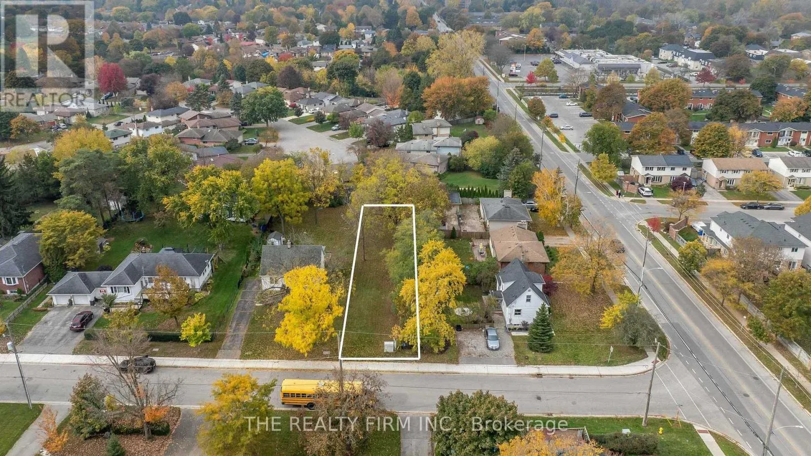 383 KENMORE PLACE